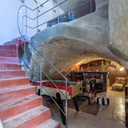 Maison Atypique Avec Piscine * Saint-Michel-lʼObservatoire